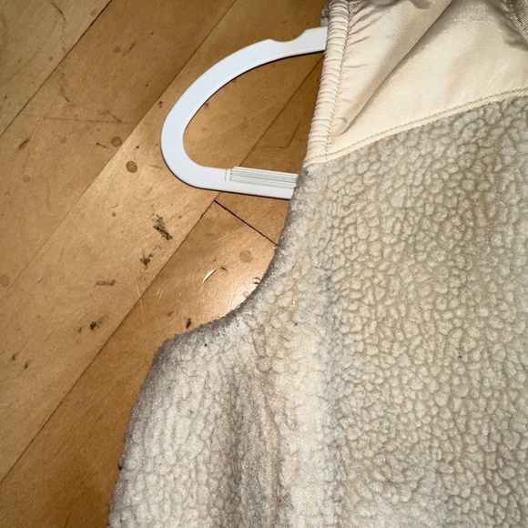 Patagonia beige sherpa vest, S, GD1118 - Picture 5 of 6